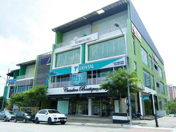 1st Dental Clinic (Bukit Jelutong, Shah Alam, Selangor)