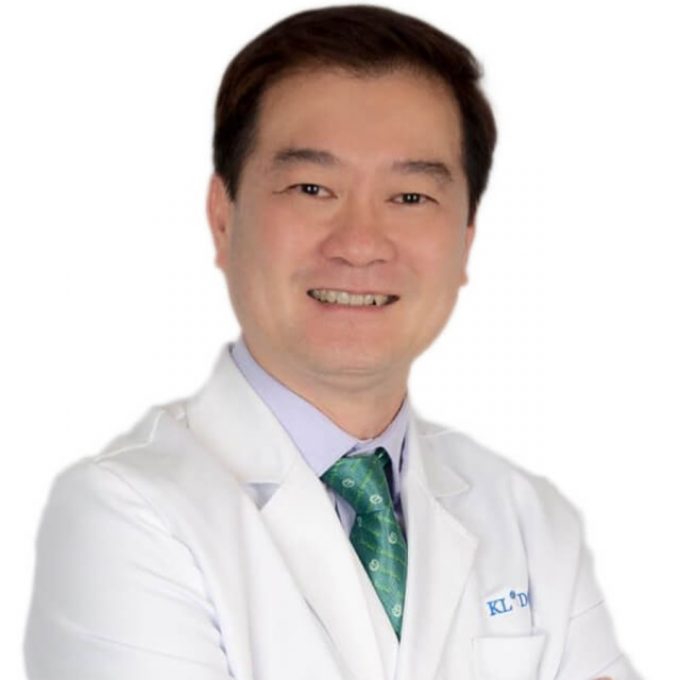 Dr. Low Soo Huat (Dental Surgeon)