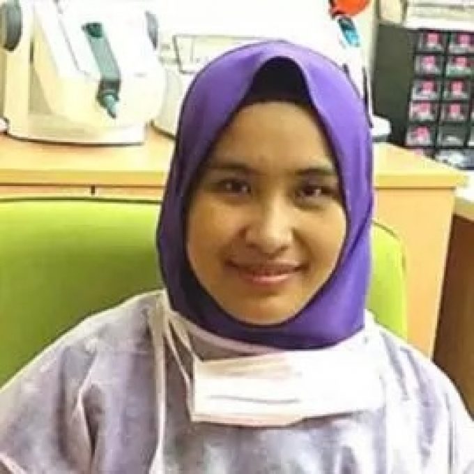 Dr. Nazatul Sabariah (Dental Surgeon)
