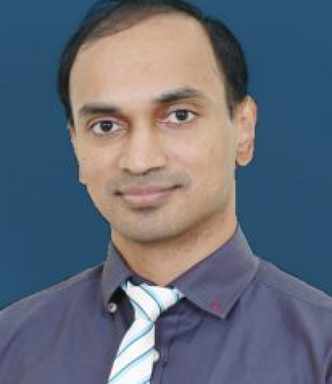 Dr. Senthil Kumaran (Ophthalmologist)