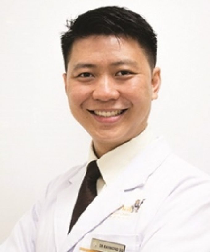 Dr. Raymond Su Wei Siong (Dental Surgeon)